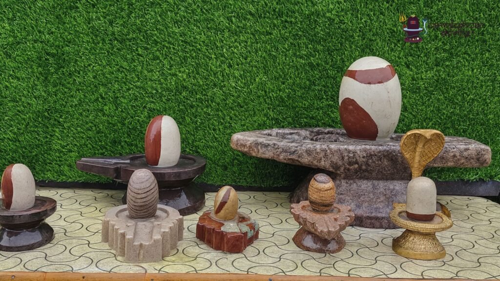 Guide to Keeping and Worshipping Multiple Narmadeshwar Shivlings with Jaladharis