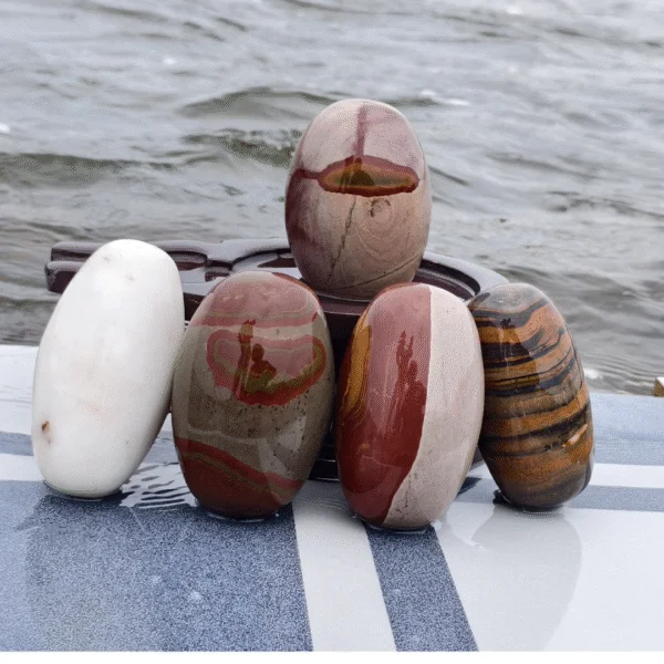 
Set of 5 Natural Narmadeshwar Shivlings – Premium Assorted River Stones
